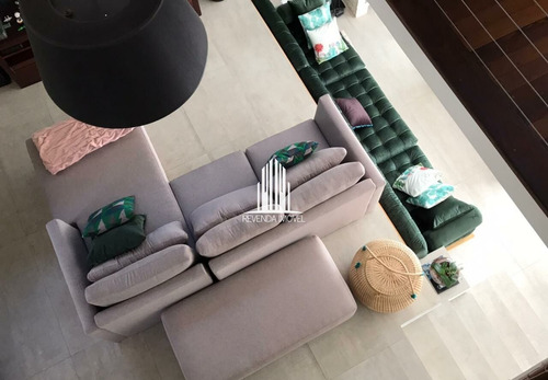 Imagem 8 de 15 de Casa Com 450m2 No Condomínio Tarumã Com 3 Suítes, Piscina E 4 Vagas De Garagem - Al972