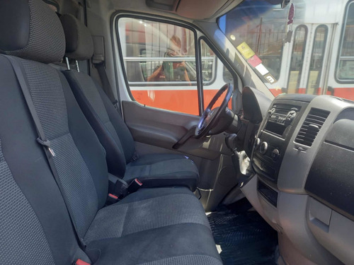 Imagen 8 de 10 de Mercedes-benz Sprinter 2013 515 Furgon Te V2