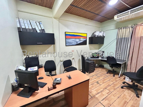 Venta Estupendo Local Comercial Ubicado En Céntrico Centro Comercial Y Empresarial De Cabudare Profesional Inmobiliario Mehilyn Perez