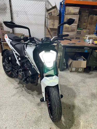 Ktm Duke 200 Ng, Modelo 2023, Con 6.000 Kilómetros