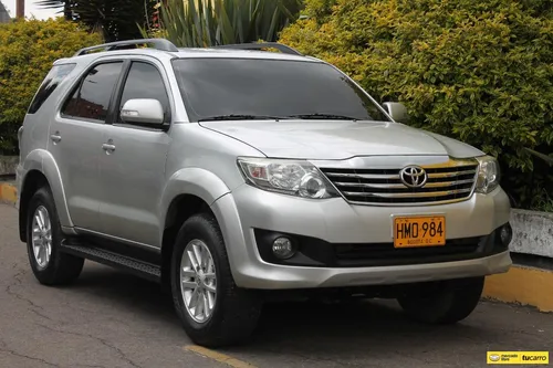 Toyota Fortuner 2.7 SR5 4x2 AT