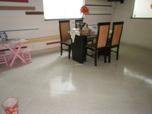 Casa Com 3 Quartos Para Comprar No Três Barras Em Contagem/mg - 822