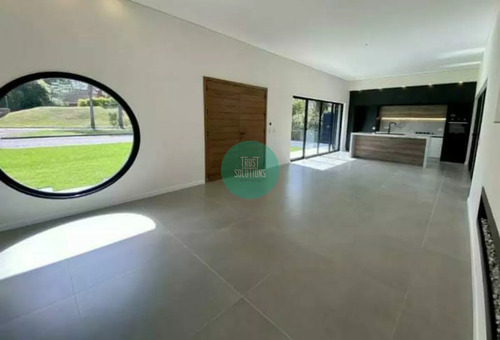 Venta Casa 4d A Estrenar Golf Punta A Metros Del Mar