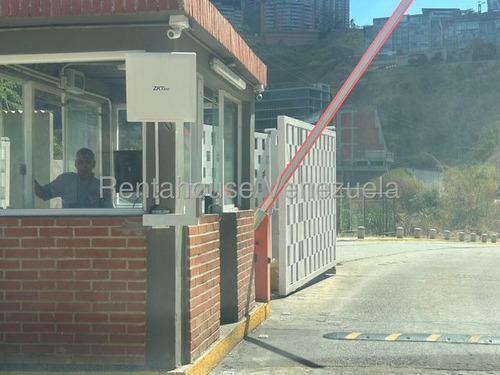 En Alquiler Apartamento En Los Naranjos Humboldt 25-22719