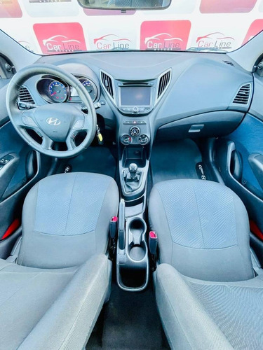 Imagem 6 de 8 de Hyundai Hb20 1.6 Comfort 16v Flex 4p Manual