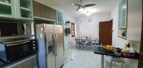 Imagem 12 de 15 de Casa A Venda Com 4 Quartos No Bairro Parque Sao Jorge Em Florianopolis. - V-81231