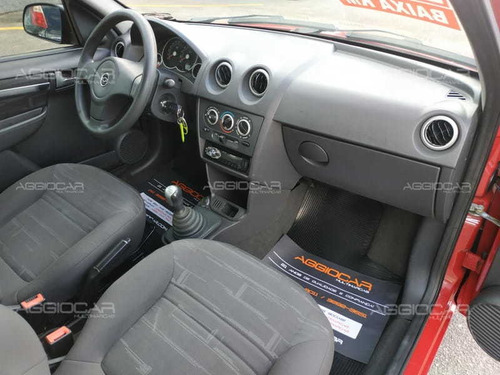 Chevrolet Prisma Maxx 1.4 8v 4p