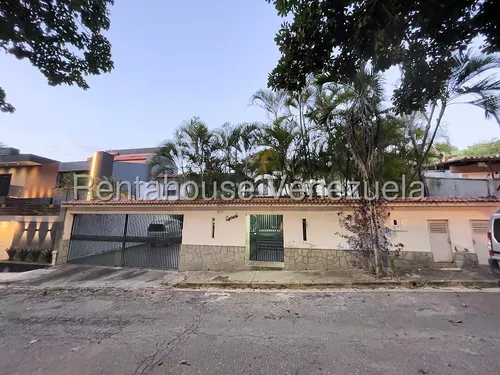 Casa En Venta En La Tahona