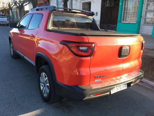 Imagen 2 de 8 de Fiat Toro Freedom 1.8 At 6 Gnc