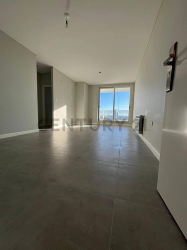 Venta Sobre Boulevard. Torre Fenix - Frente A Unl Depto 2 Dorm