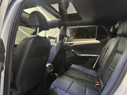 Volkswagen T-Cross 1.0 200 TSI TOTAL FLEX COMFORTLINE AUTOMÁTICO