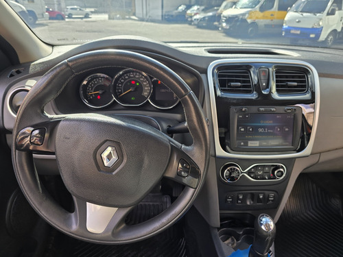 Renault Logan 1.6 DYNAMIQUE 8V FLEX 4P MANUAL
