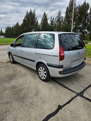 Peugeot 807 2.0 St Hdi 7 As