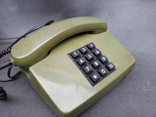 Mundo Vintage: Telefono Verde Con Yayas Solo Utileria