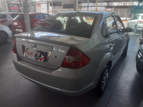 Ford Fiesta Sedan 1.0 4p