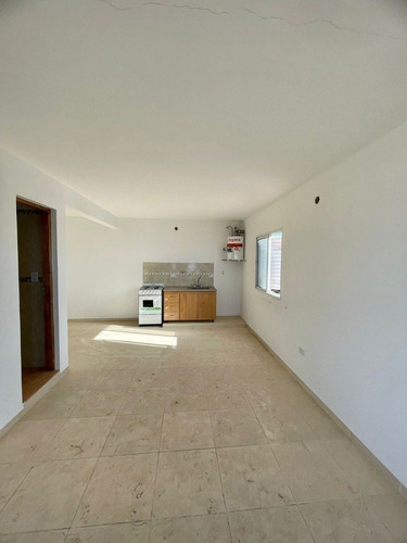 Imagen 4 de 15 de Duplex En Venta - Con Cochera Sin Expensas En Mar Del Tuyu Con Vista Al Mar