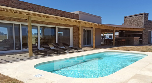 Alquiler De Completa Casa Con Piscina En El Quijote Chacras