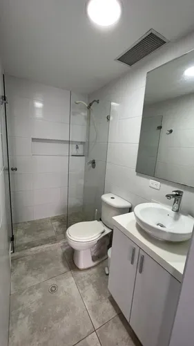 Casa En Venta En Alhambra. Cod V15001