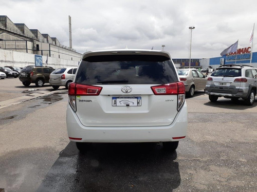 Toyota Innova Srv At 8 Asientos 2019 Dg