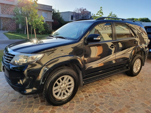 Toyota Sw4 2013 2.7 Srv Cuero Vvti 4x2 4at 7 Asientos