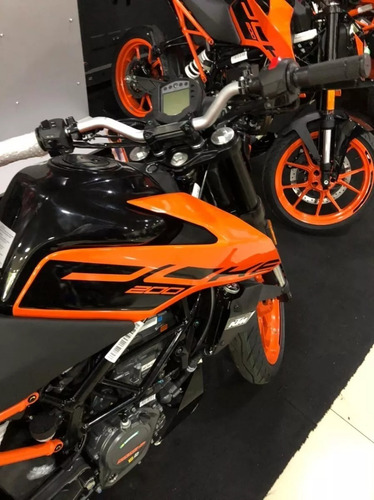 Imagen 9 de 10 de Ktm Duke 200 Ng B6 2023 Nuevas 0km Urquiza Motos Oficial
