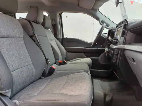 Ford F-150 3.3 XL Doble Cabina V6 4x2 At
