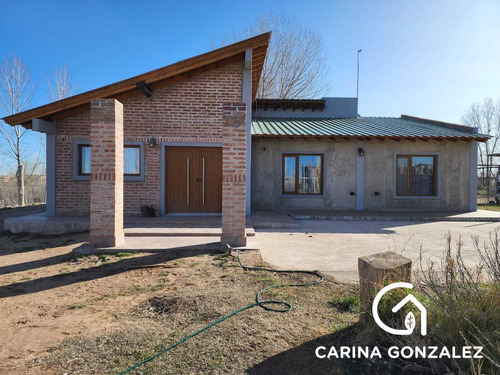 Venta Casa 2 Dormitorios Barrio El Ceibal Plottier Neuquen