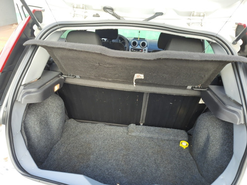 Imagem 10 de 10 de Ford Fiesta 2013 1.6 Se 5p