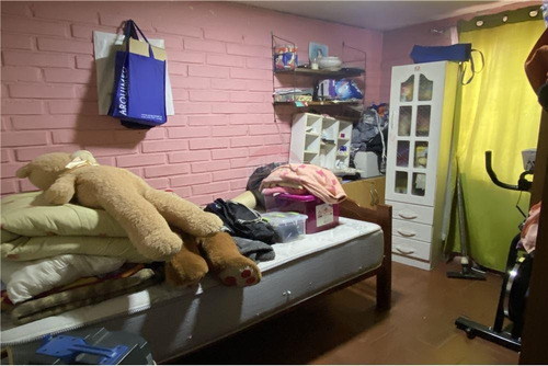 Imagen 7 de 15 de Casa De 2 Pisos 5d 1b 2e!