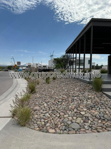 Terreno Residencial En Venta En Cañadas Del Arroyo, Corregidora, Querétaro, Lote 42