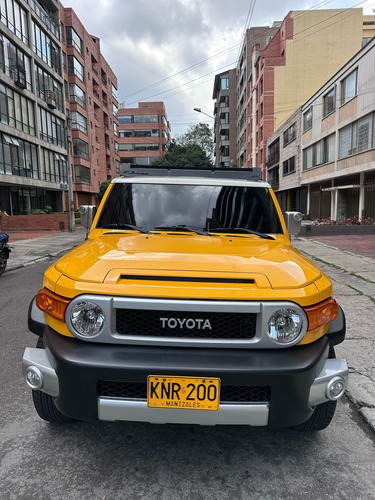 Toyota Fj Cruiser 4.0 V6 At 4x4