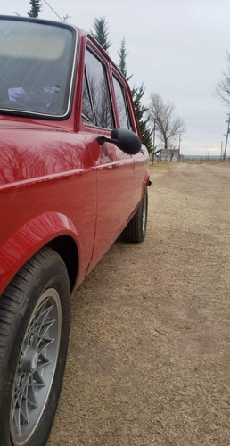 Imagen 4 de 15 de Fiat 128 Berlina Berlina