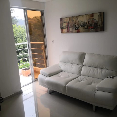 Rhbr-10112 Apartamento (la Ceja, Barrio Payuco)