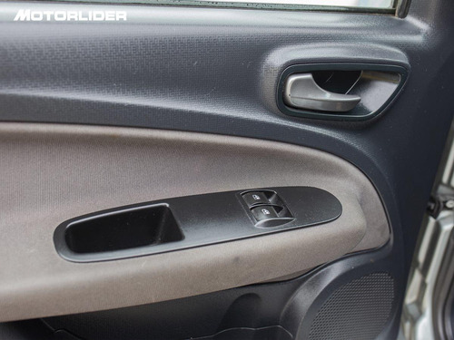 Imagen 22 de 25 de Fiat Uno Way L 1.4 Extra Full | Permuta / Financia