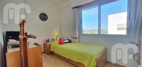 Imagen 7 de 22 de Departamento Con Cochera Cubierta La Plata