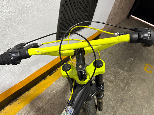 Bicicleta De Montaña R26 Mercurio Kaizer Negro 19 " (Usado)