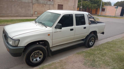 Toyota Hilux 2004 2.7 D/cab 4x2 N Dx