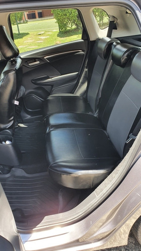 Imagen 7 de 10 de Honda Fit Xl