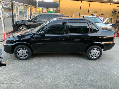 Imagem 7 de 13 de Chevrolet Corsa Classic 2009 1.0 Spirit Flex Power 4p 77 Hp