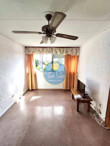 Venta Con Renta Incluída