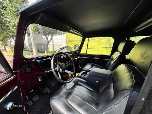 Jeep Cj-7