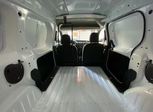 Imagen 15 de 25 de Renault Kangoo Confort 1.6 2a Oferta Entrega Inmediata Stock