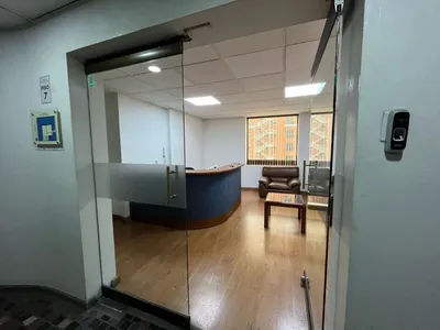 Oficina en arriendo