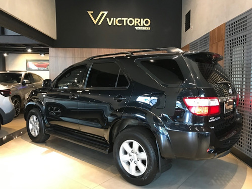 Hilux Sw4 Srv 7lug 4x4 3.0 16v Diesel 163cv Aut 2011