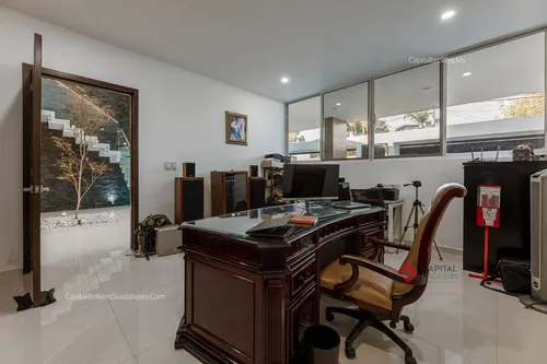 Casa En Venta De Lujo Arcos Guadalupe Zapopan
