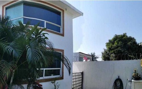 Casa En Venta En Vergeles De Oaxtepec