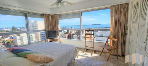 Imagen 20 de 22 de Apartamento En Peninsula, 3 Dormitorios *