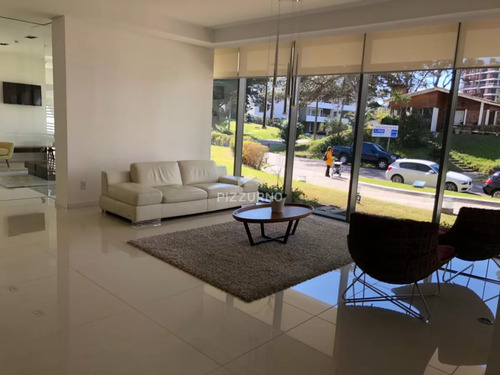 Monoambiente En Alquiler Con Parrillero Propio Y Jacuzzi