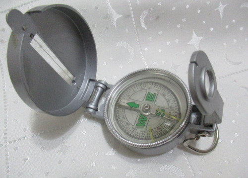 Brújula Plegable Pocket C/ Lupa Engineer Directional Compass