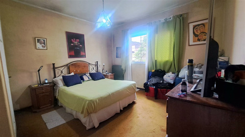 Casa Venta Crescente Errázuriz, Gran Terreno, 3 Dormitorios